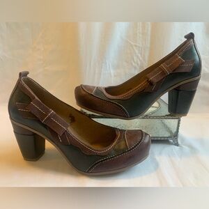 NWOB LIRIO PORTUGAL BLACK/BROWN-BURGUNDY BABY DOLL TOE LEATHER PUMPS 39/US 8.5M
